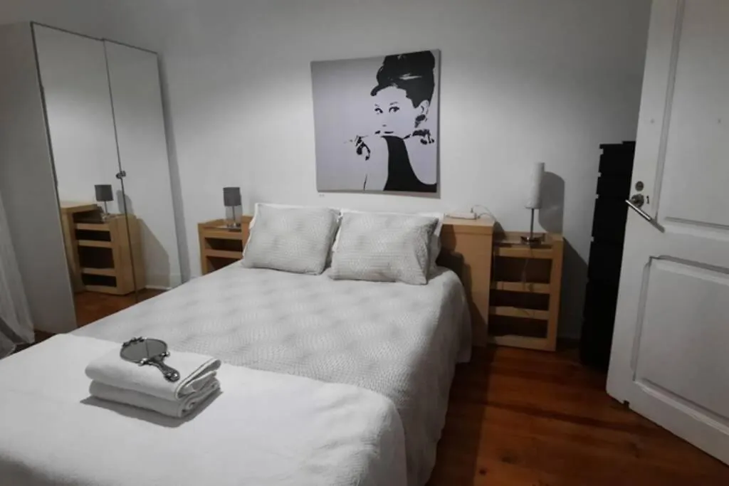 Charming Sunny Terrace / One Bedroom Apartment Lisbon 0*,  Portugal