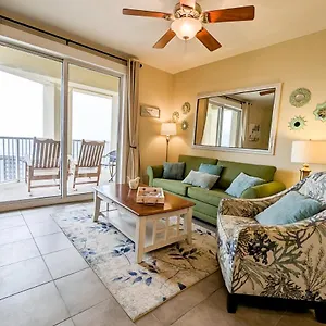 https://grand-panama-tower-marvelous-beach-haven.panamacity-beachhotels.com